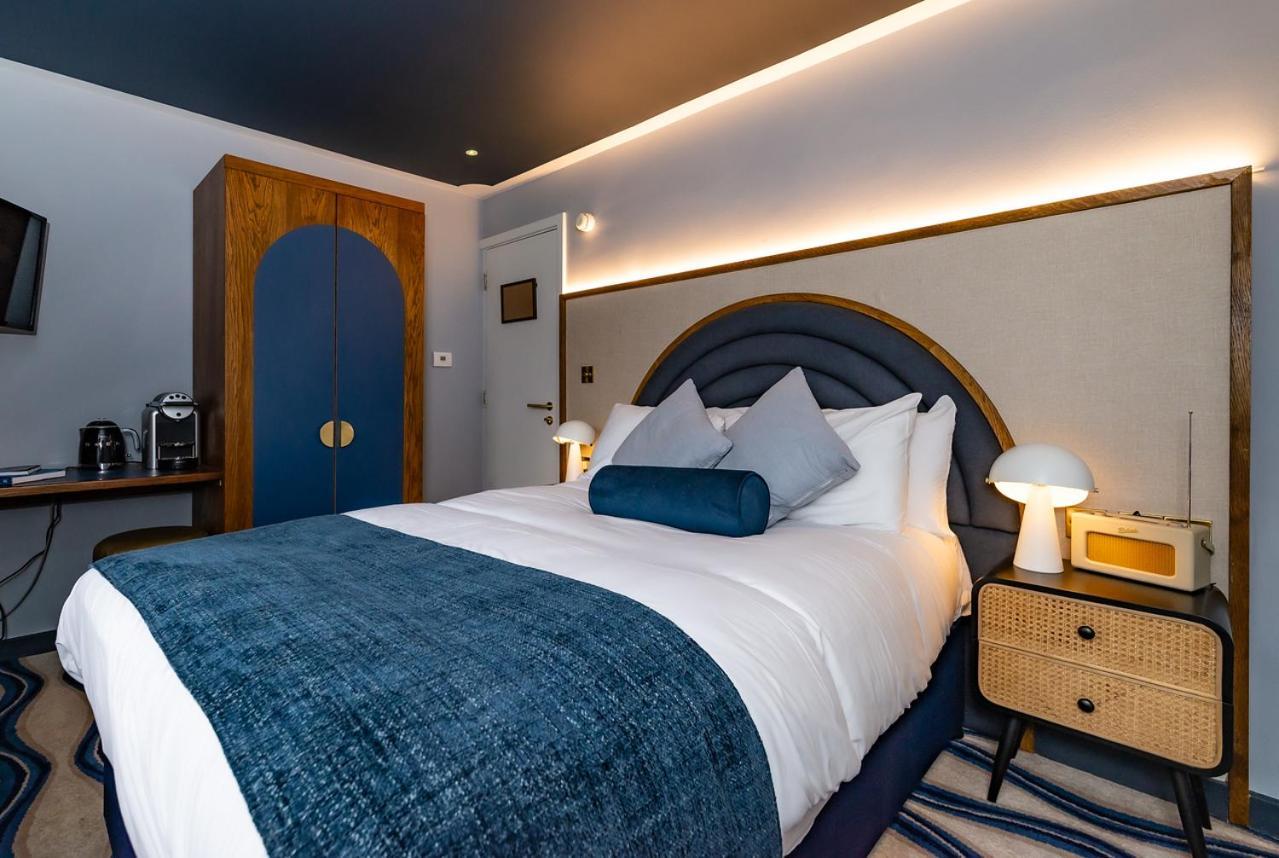Отель The Anchorage Canford Cliffs Экстерьер фото